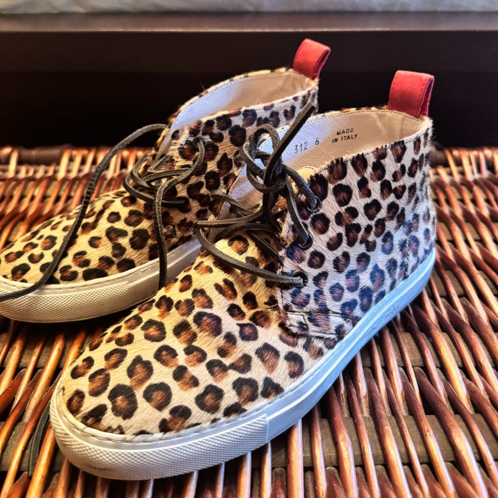 Del Toro pony hair leopard chukka. Worn a few times. Great condition!